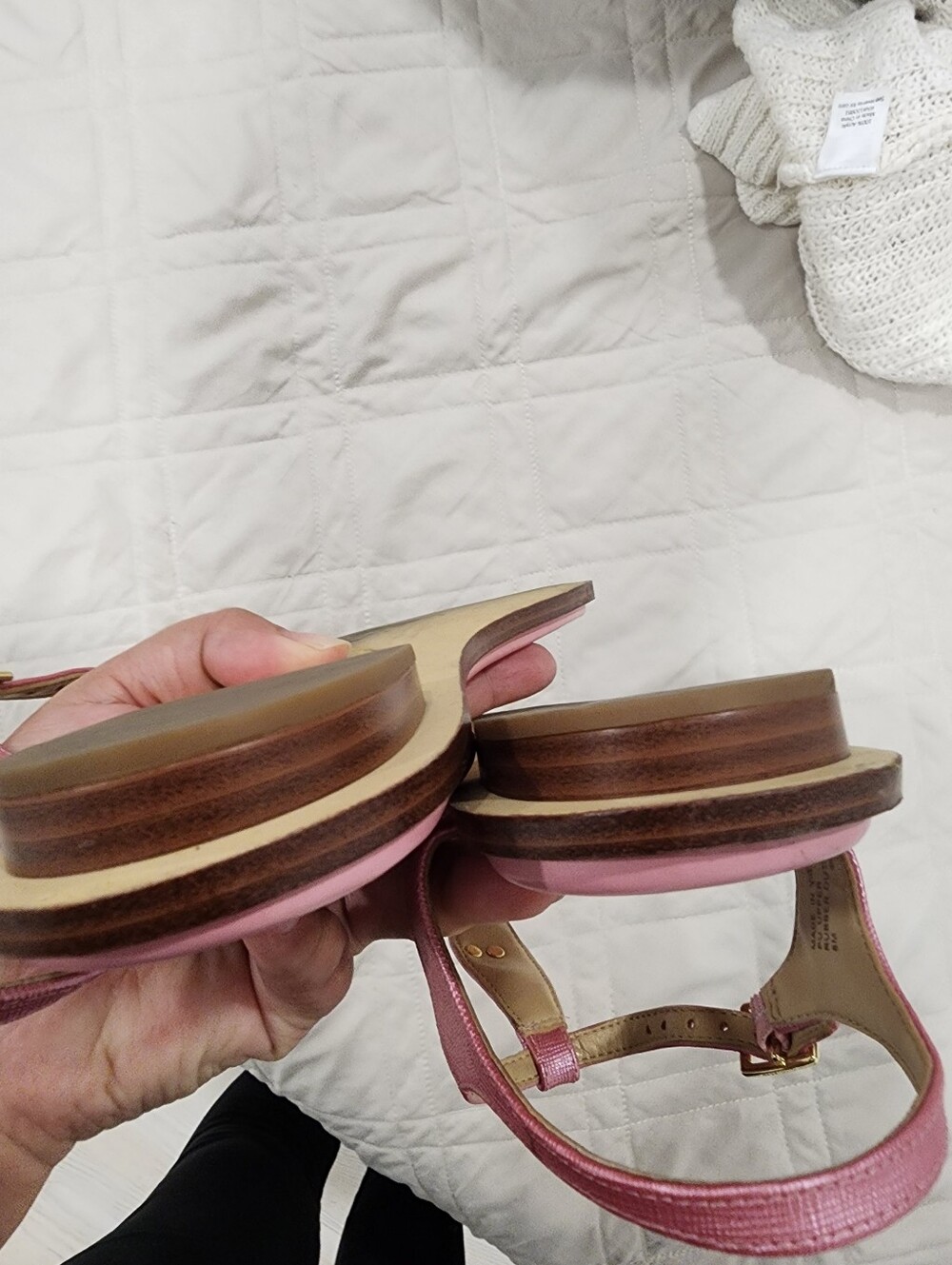 Michael Kors Mallory T-Strap Flat Sandals Pink Crosshatch Gold MK Medallion 8 - Picture 6 of 13